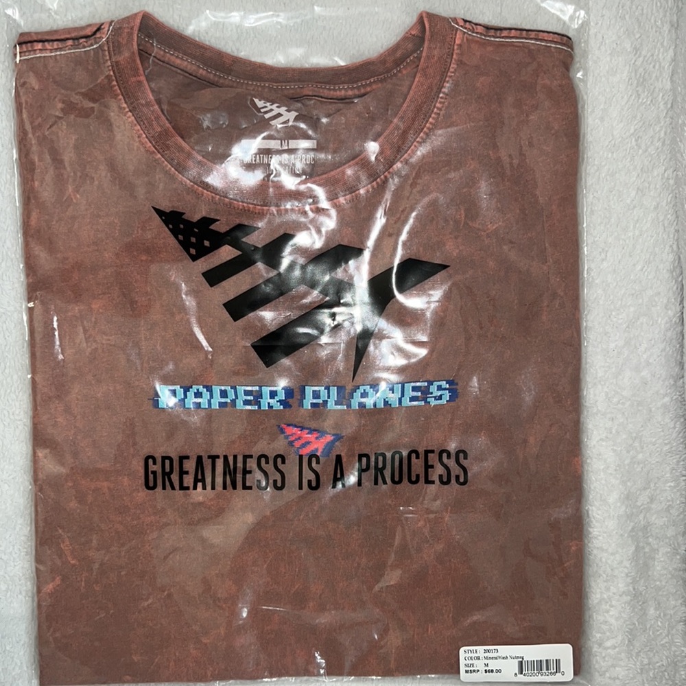 Paper Planes Tshirt - Picture 3 of 3